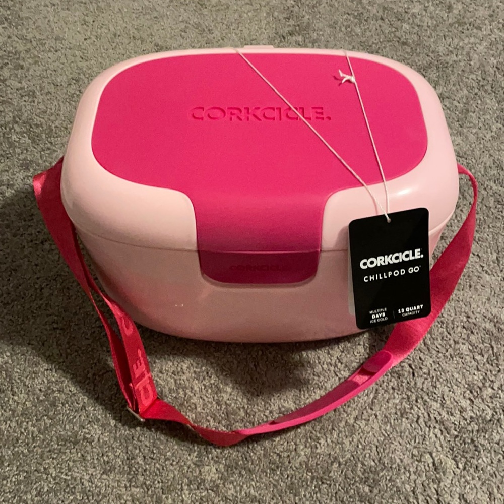 Corkcicle cooler.